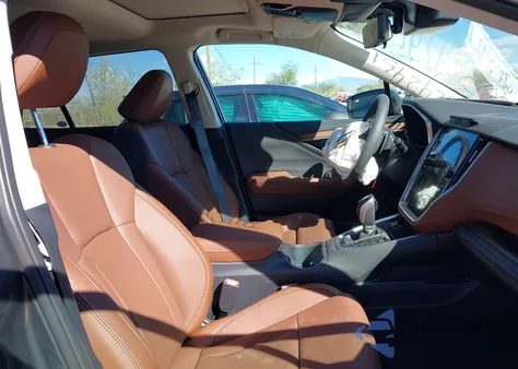 2025 Subaru Outback Touring Xt z USA, uszkodzony, nr VIN 4S4BTGPDXS3292951